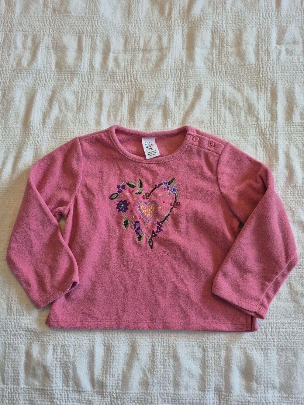 Gap girls 3 years long sleeve pink fleece shirt, embroidered front, 2 button NEW